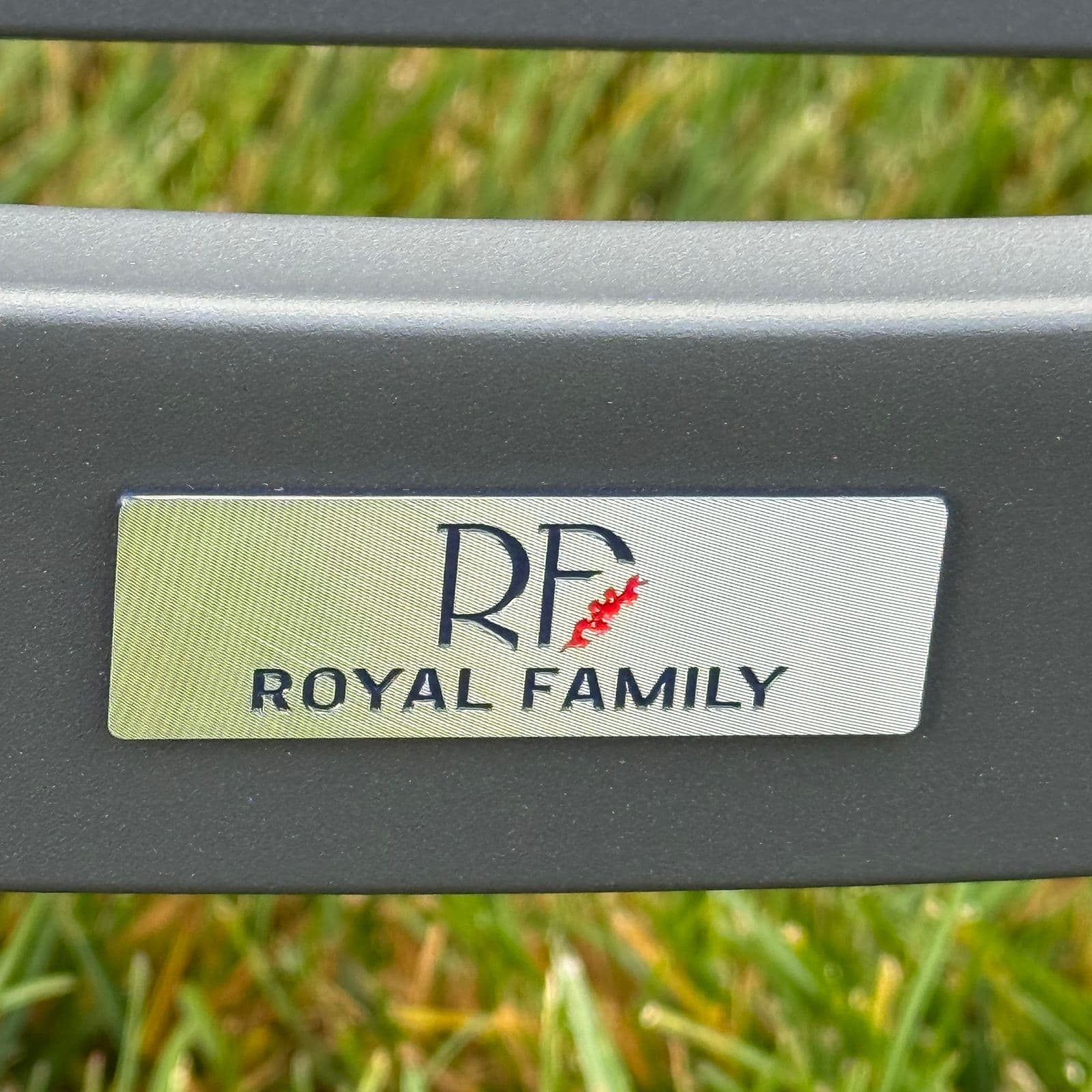 Комплект шезлонгов Zoer в черном цвете