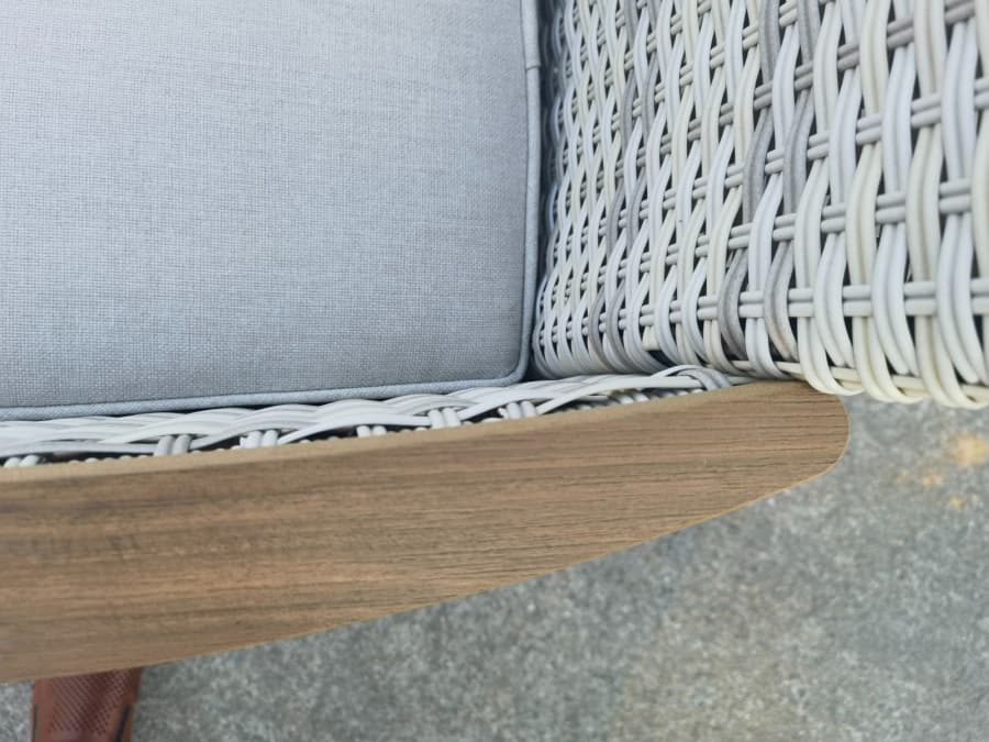 Aros обеденный комплект бежевого цвета на 4 персоны