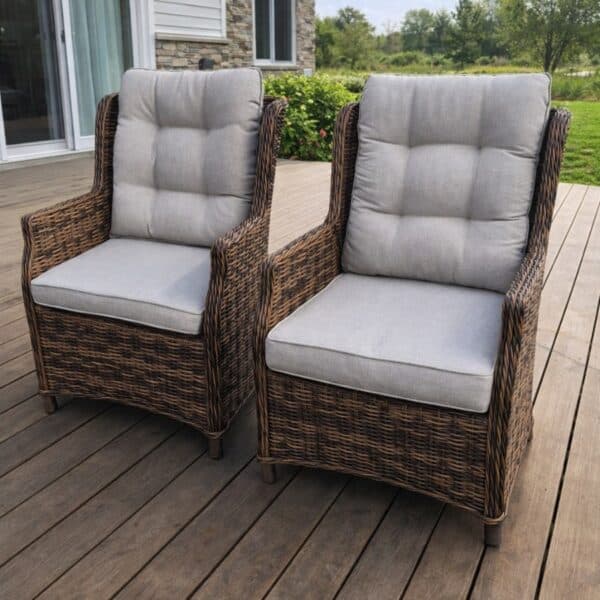 Кресло Napo в коричневом цвете