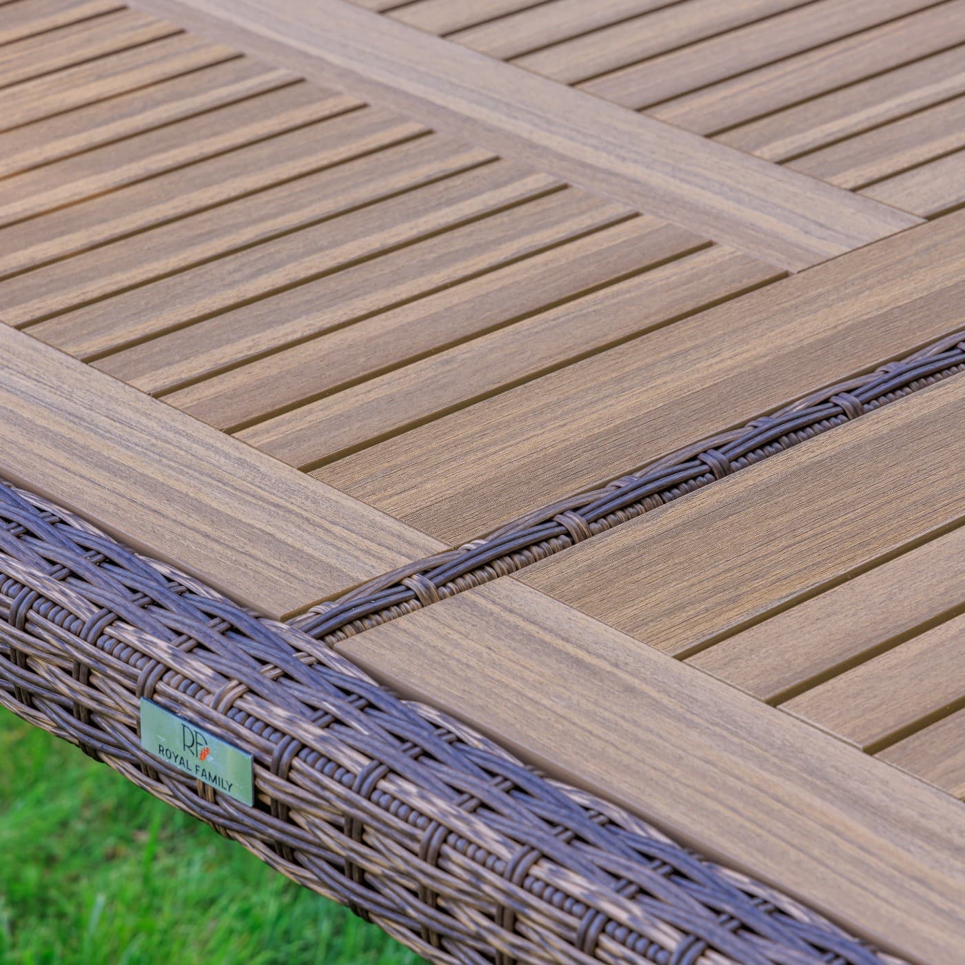 Обеденный стол Aros коричневый 150 см