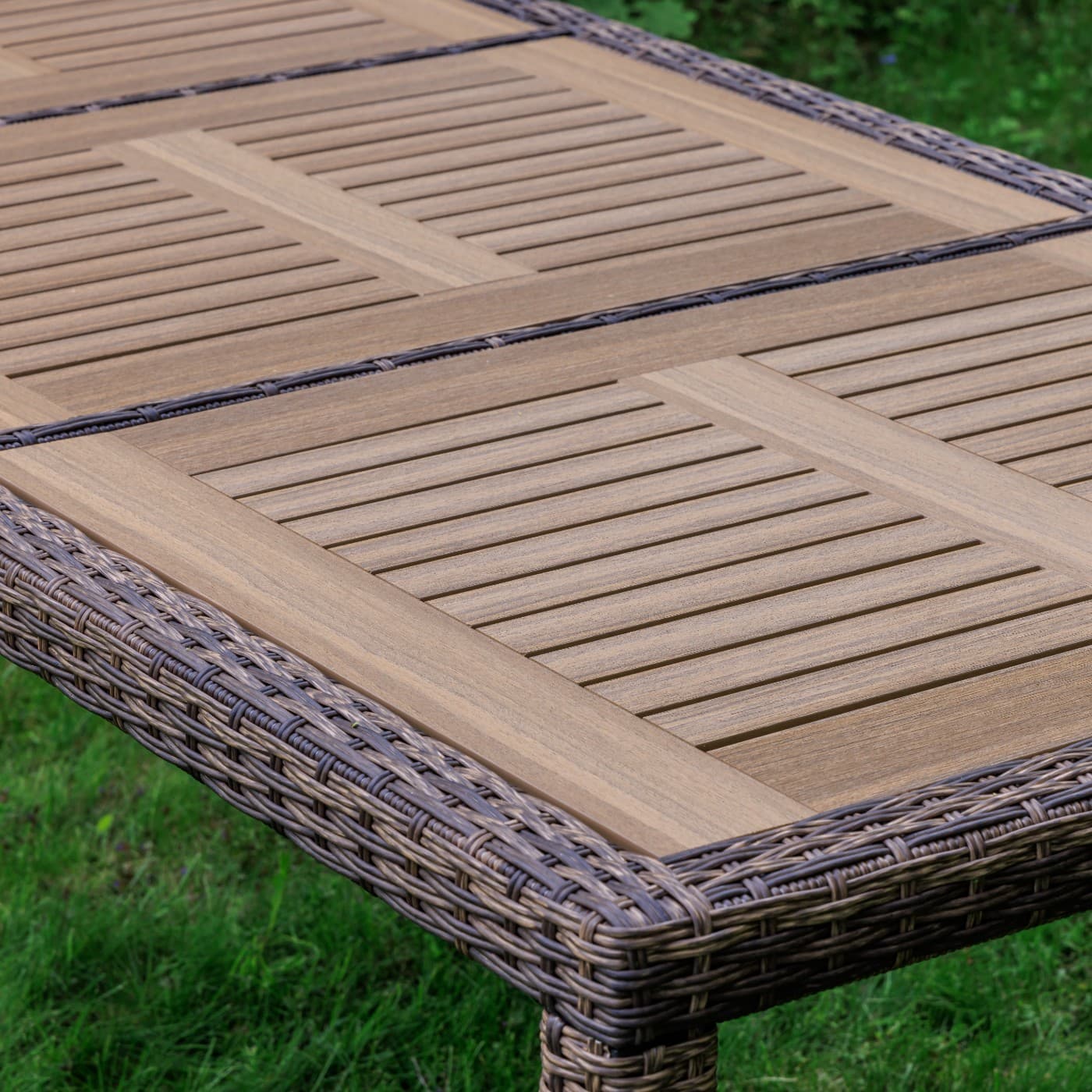 Обеденный стол Aros коричневый 200 см