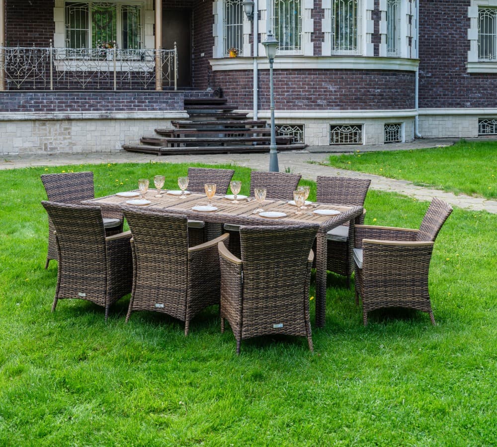 Aros обеденный комплект коричневого цвета на 8 персон