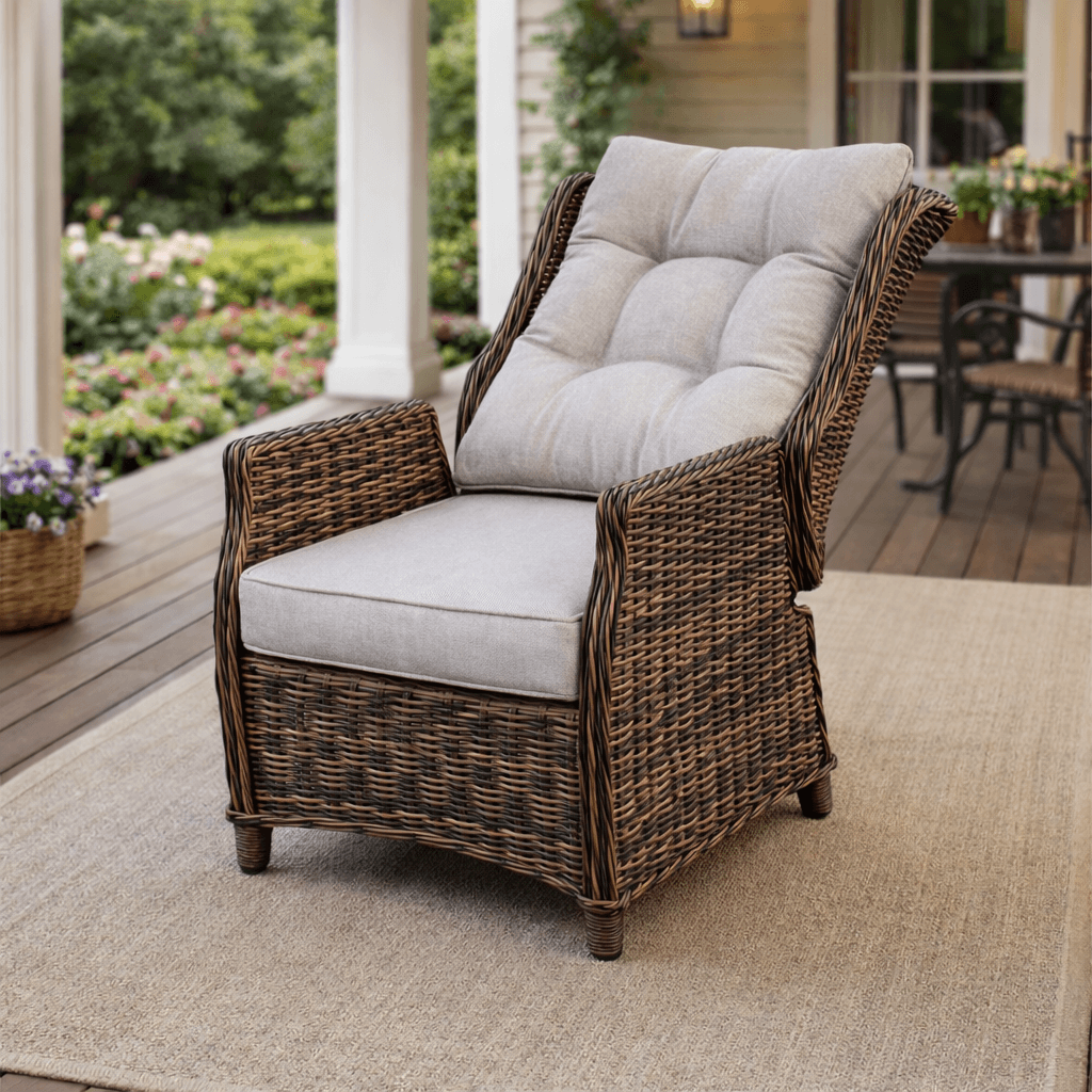 Кресло-реклайнер Azela в коричневом цвете